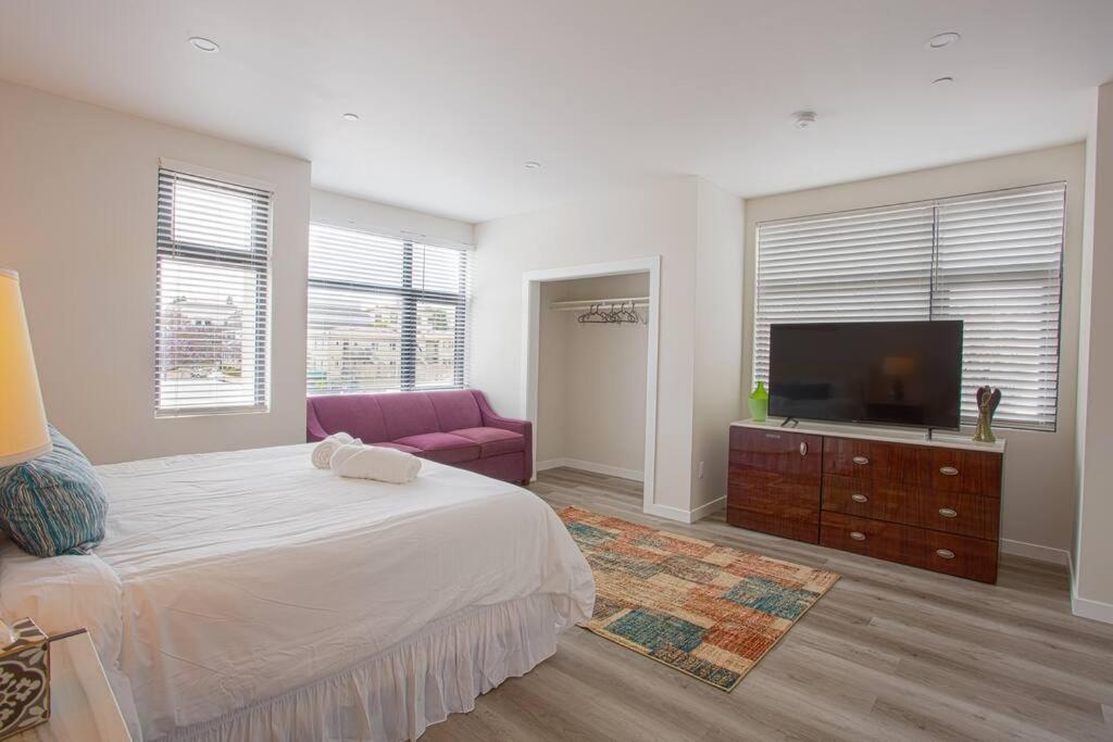 Comfy Studio With Cali King Size Mattress San Diego Zewnętrze zdjęcie